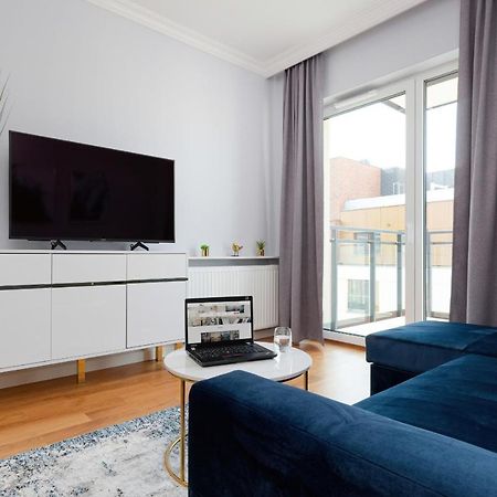 Apartament Dom Przy Okrzei By Renters Prestige Varsóvia Exterior foto